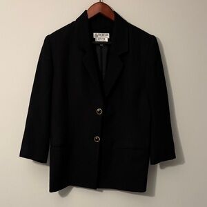 Elegant Black Women's Blazer